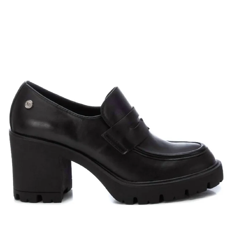 Women's Heeled Moccasins In Black