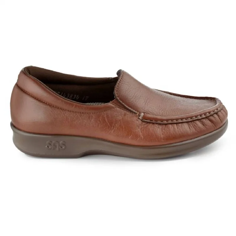 Women's Twin Loafer In Brandy